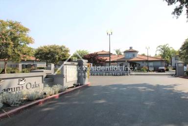 Main picture of Laguna Oaks