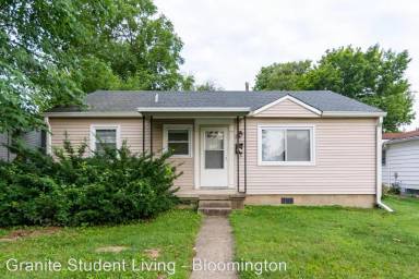 Main picture of 105 N Jefferson St