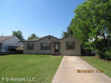 Main picture of 2118 NW Lake Ave
