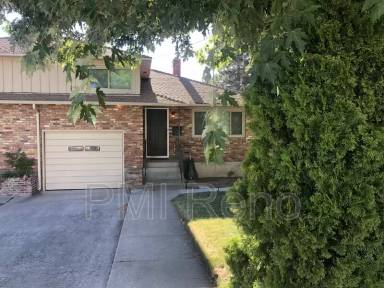 Main picture of 2780 Lakeside Dr
