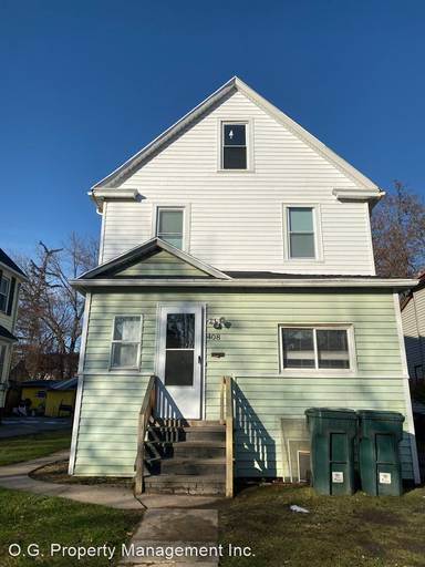 Main picture of 408 Magnolia St