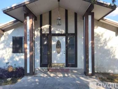 Main picture of 5418 Shadow Lake Dr