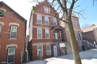 Main picture of 1645 W 17th St