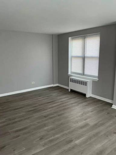 Main picture of 7700-06 S Jeffery Blvd Apartments