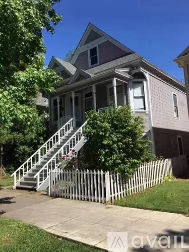 Main picture of 2405 N St