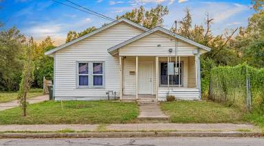 Main picture of 504 Lottie St