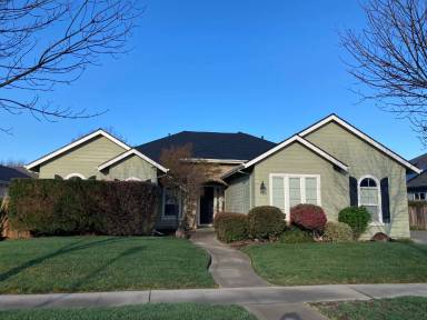 Main picture of 5 Auburn Crest Ct
