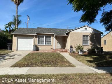 Main picture of 5223 E Calderwood St