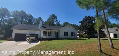 Main picture of 272 Coachman Way