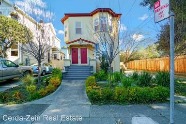 Main picture of 1012 Walnut St