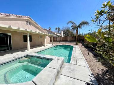 Main picture of 66129 Avenida Dorado