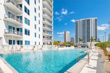 Main picture of South River Condominium