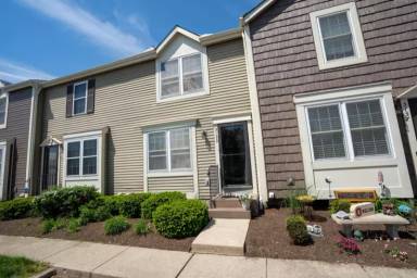 Main picture of 5155 Singleton Dr