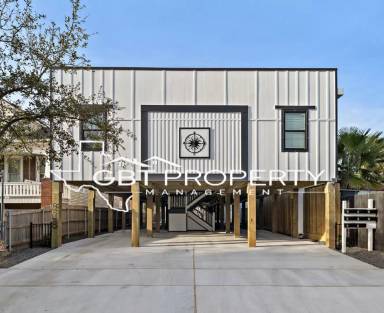 Main picture of 823 Saint Marys Blvd
