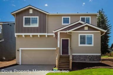 Main picture of 2607 NE Hawthorne Cir