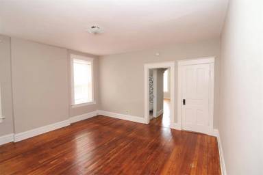 Main picture of 4548 Virginia Ave