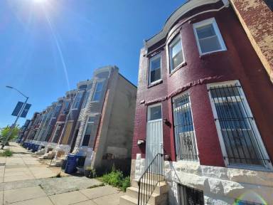 Main picture of 1824 W Fayette St