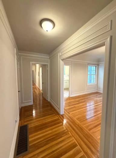 Main picture of 567-569 14th Ave