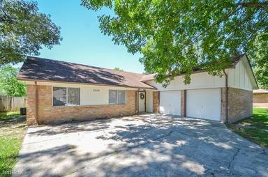 Main picture of 26510 E Hardy Rd