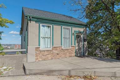 Main picture of 1003 Arlington Ave