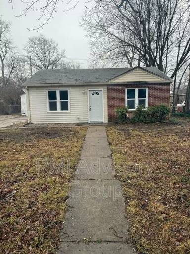 Main picture of 2328 SW Eveningside Dr