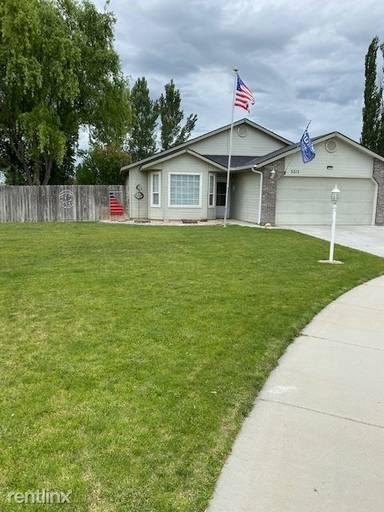Main picture of 3212 Regent Pl