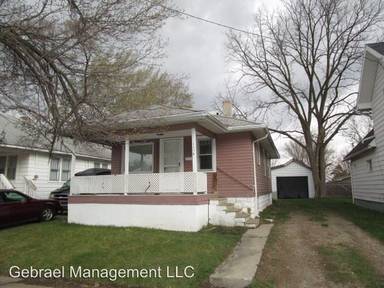 Main picture of 1114 Barrie Ave