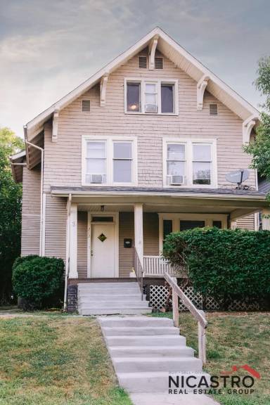 Main picture of 252 E Lane Ave