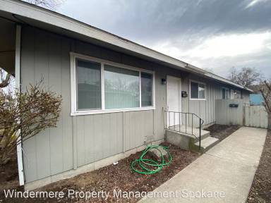 Main picture of 2320 E 4th Ave