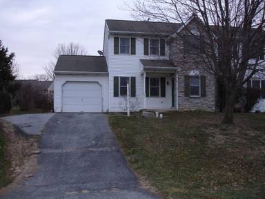 Main picture of 415 Groffdale Rd