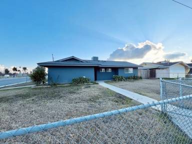 Main picture of 901 White Ln