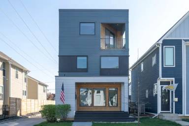 Main picture of 937 Lexington Ave