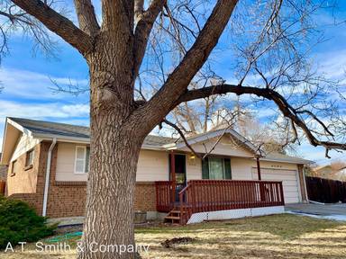 Main picture of 6533 Simms St
