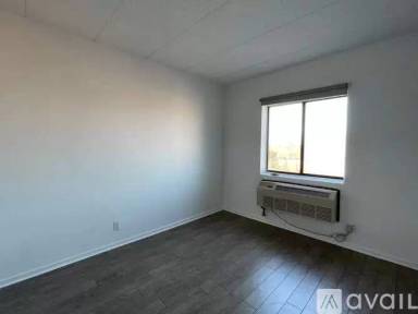 Main picture of 7558 113th St