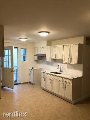Main picture of 194 Bay 20th St