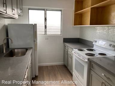Main picture of 908 University Ave