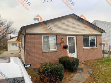Main picture of 27731 Tighe St