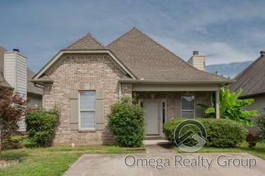 Main picture of 1132 Washington Dr