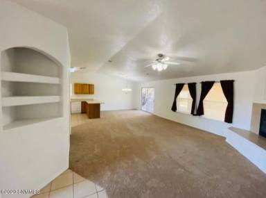 Main picture of 5954 Moon View Dr