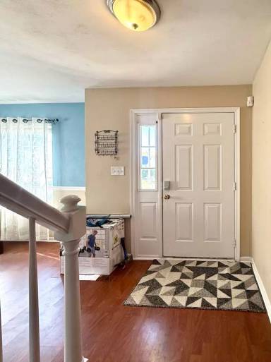 Main picture of 304 Gauntlet Way