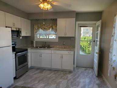 Main picture of 953 31st St