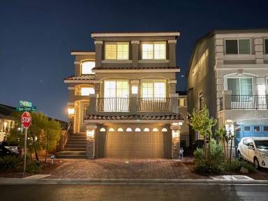 Main picture of 7008 Steele Canyon St