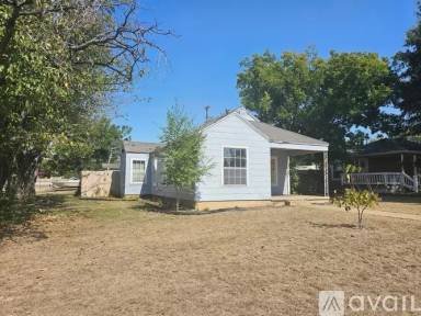 Main picture of 5036 Locke Ave