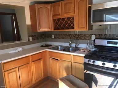 Main picture of 33 Davison St