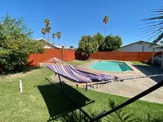 Main picture of 42975 Delaware St