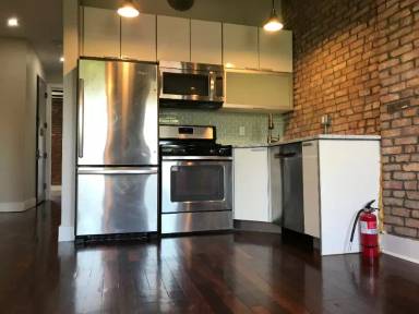Main picture of 756 Greene Ave