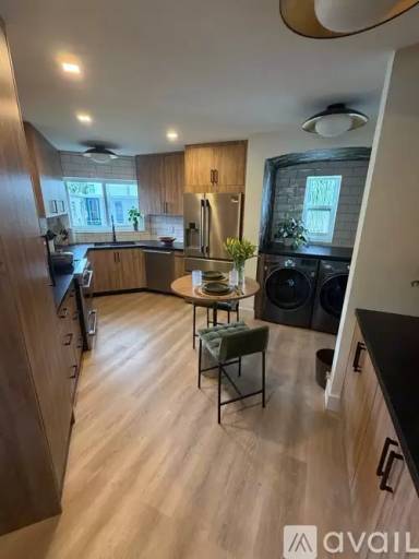 Main picture of 818 SE 4th St