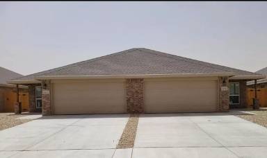 Main picture of 5524 Jarvis St