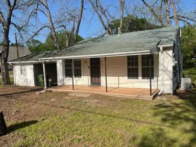 Main picture of 546 N Avenue D