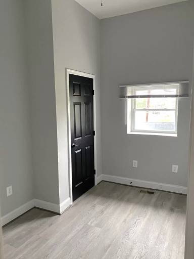 Main picture of 837 N Fulton Ave